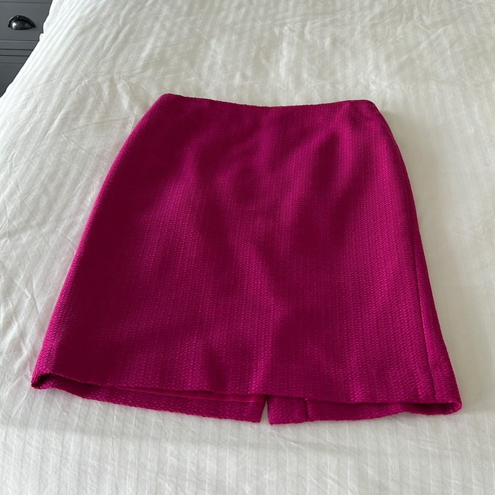 Talbots pink pencil skirt with tags on size 2